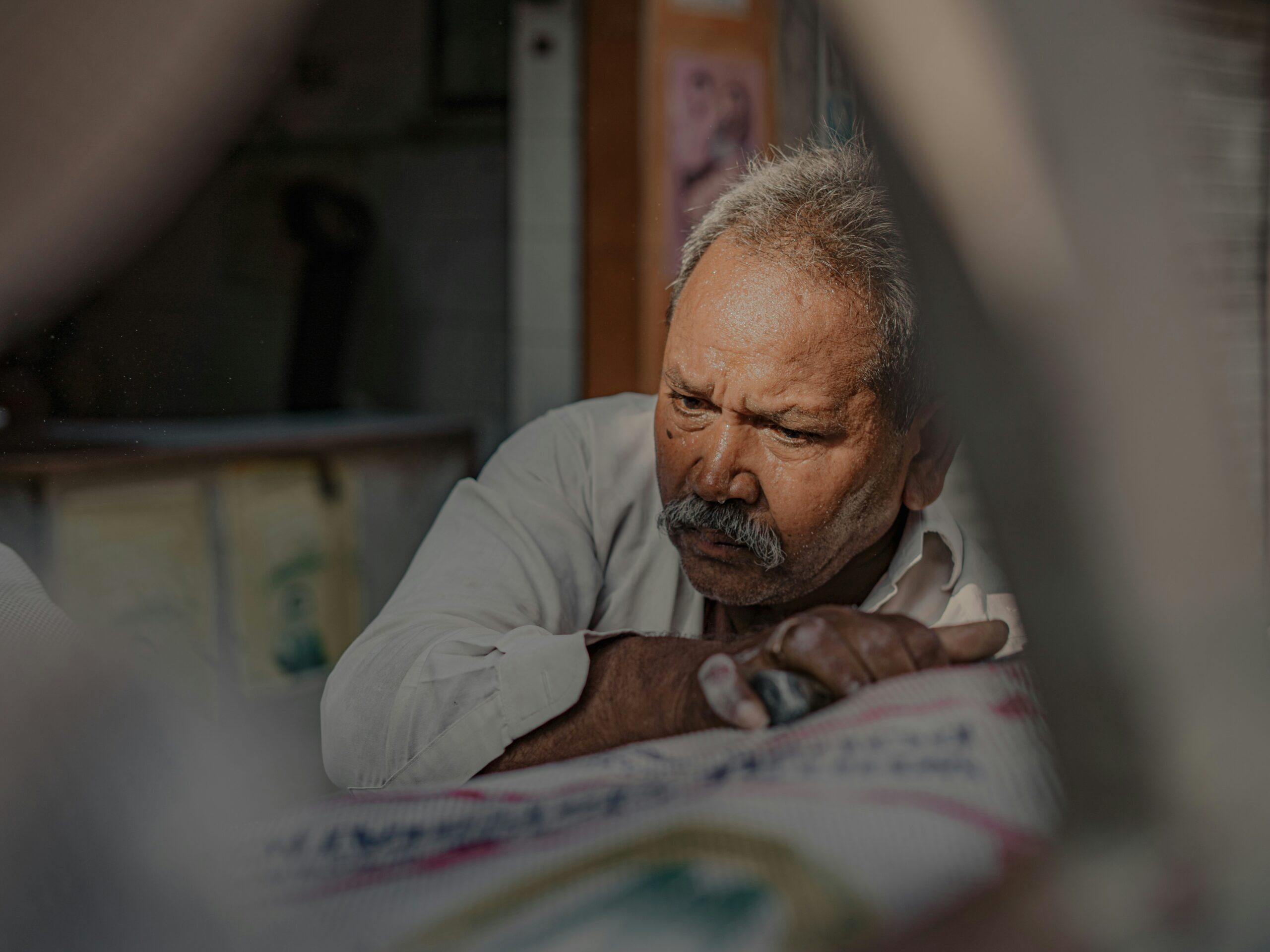 விட்டுட்டுப் போயிட்டா